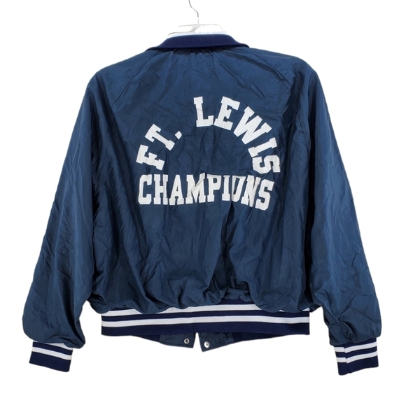Aristo Jac Blue Bomber Jacket Ft Lewis Champions Mens L Lined SnapButton USA VTG - Picture 2 of 9